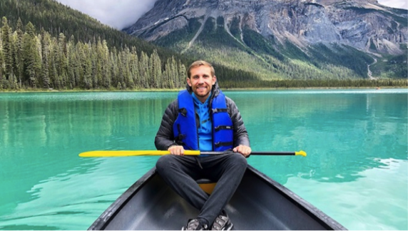 创新手术使经受多年肩痛的前高中运动员成为一个“全新”的人